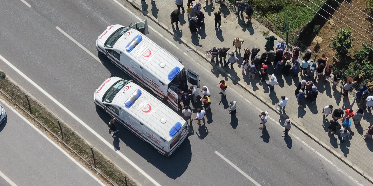 Trafik kazasında 4 kişi yaralandı