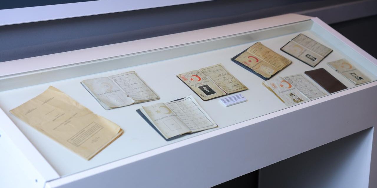 Başgil’in kimliği yoğun ilgi görüyor