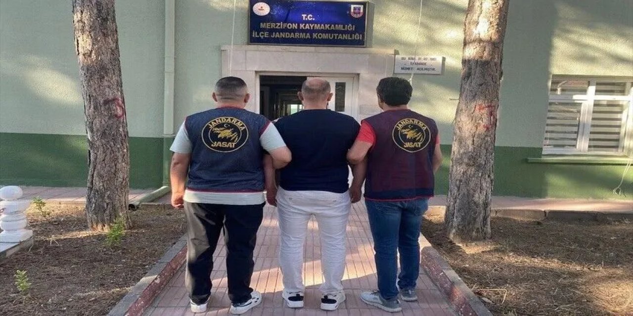 Kırmızı bültenle aranan zanlı yakalandı