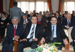 Başarılı öğretmenler ödüllendirildi