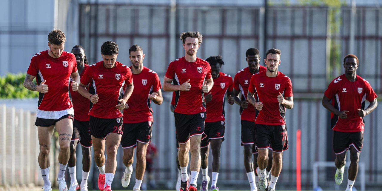Göztepe mesaisi başladı