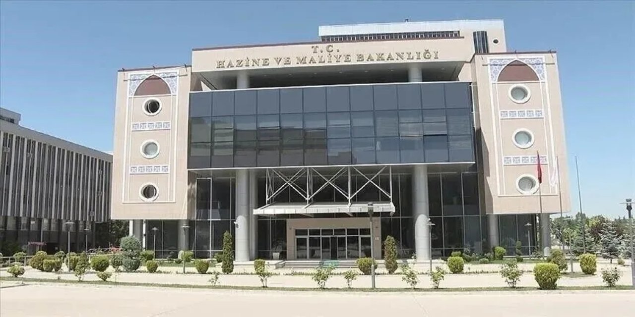 Hazine 4 yeniden ihraç ve 2 doğrudan satış yapacak