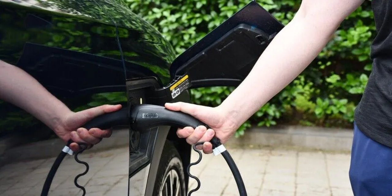 Elektrikli araç şarjında tüm zamanların rekoru kırıldı