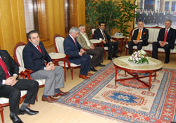 Güzeloğlu' na nezaket ziyareti