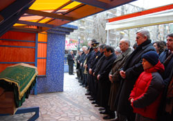 Nihal Poroy toprağa verildi