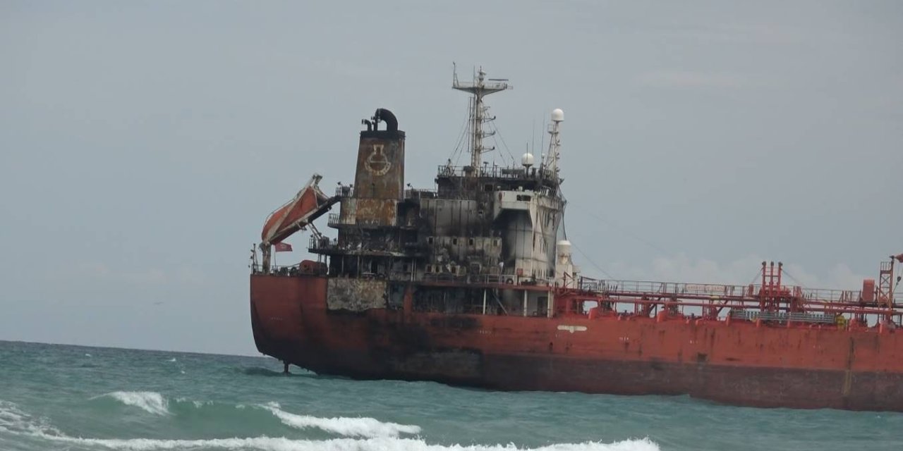 Karaya oturan tanker römorkörle alınacak