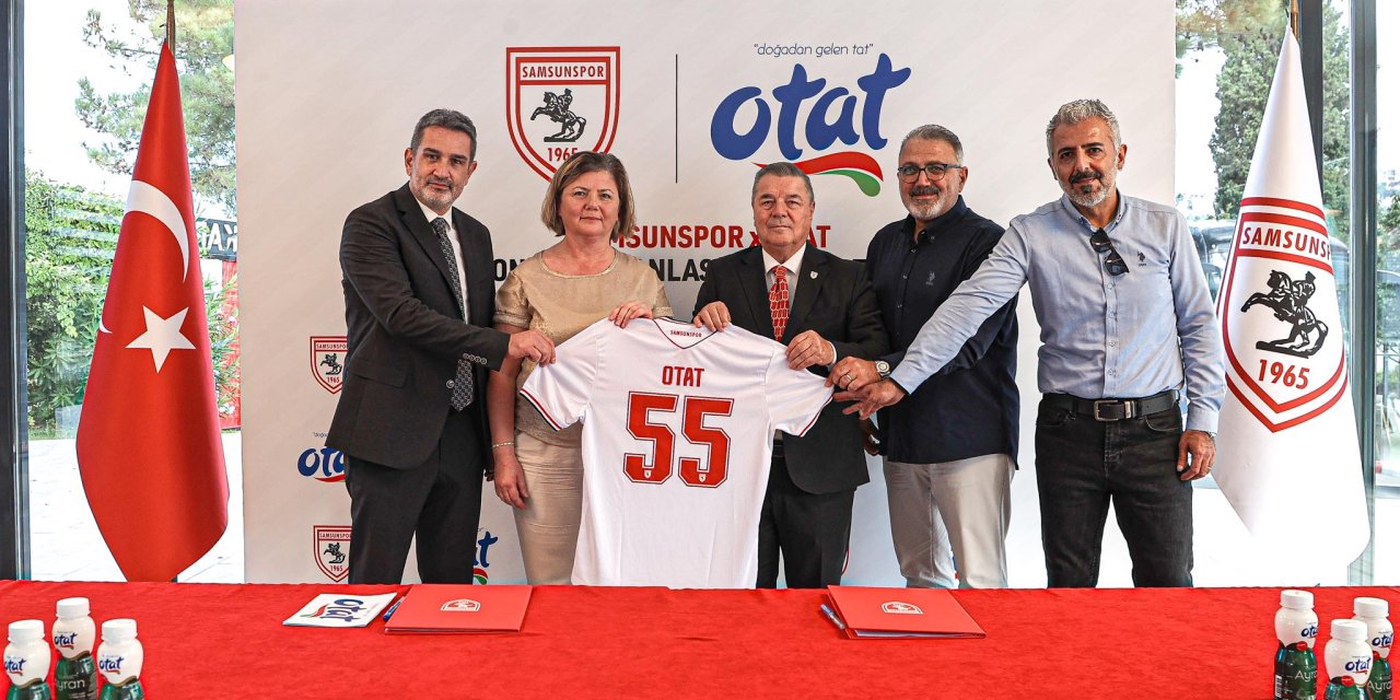 Samsunspor ve Otat arasında sponsorluk anlaşması yenilendi