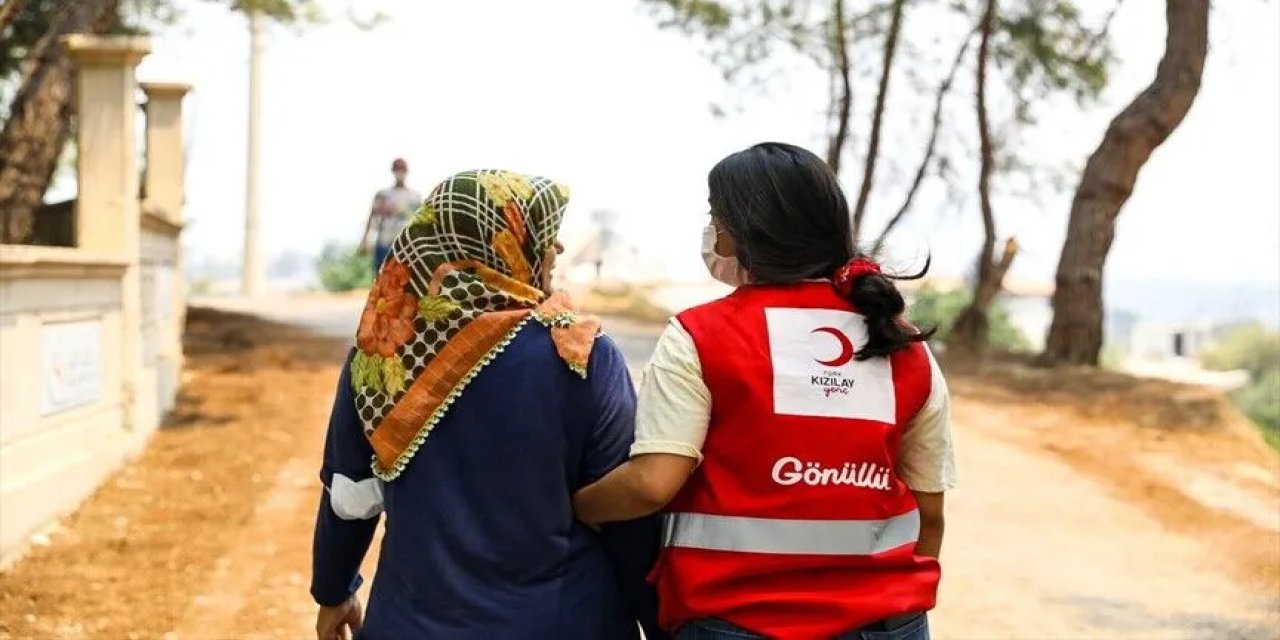 Türk Kızılay, kriz anlarında psikolojik destek için rehber kitap hazırladı