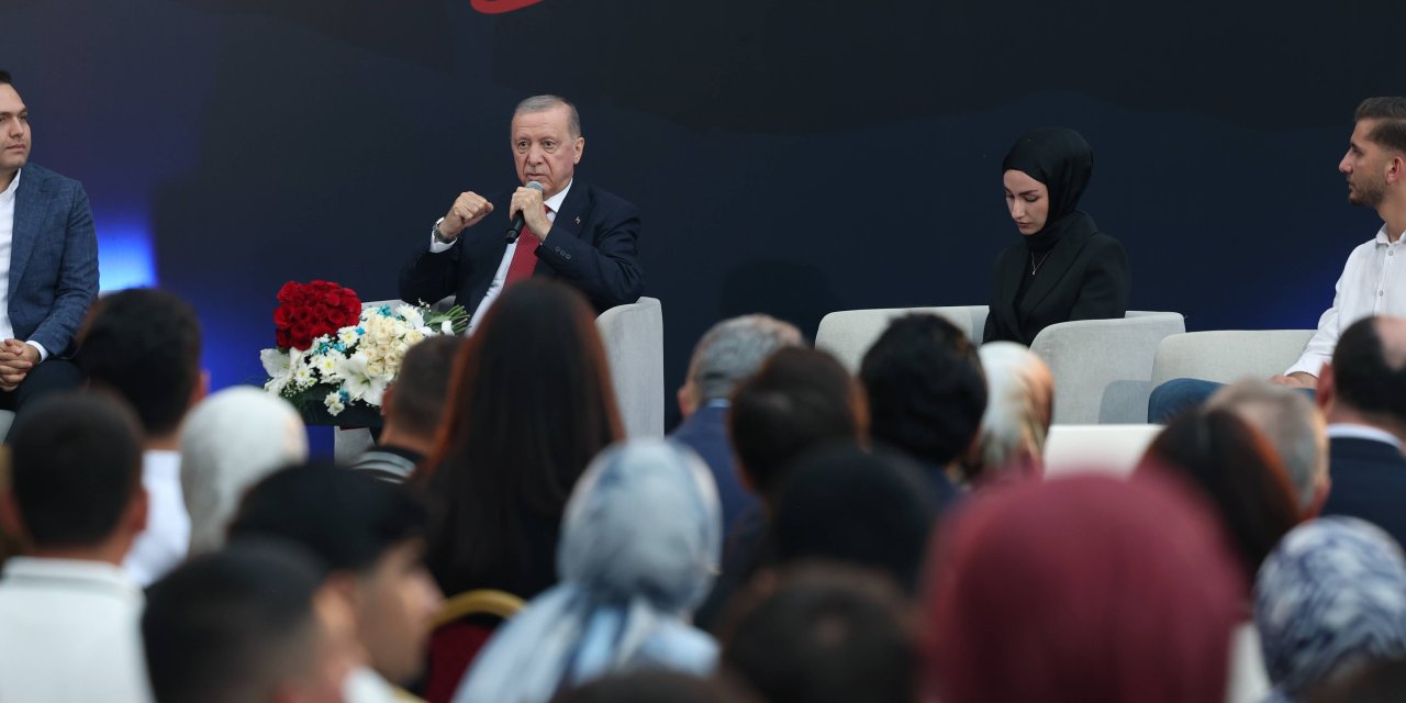 Cumhurbaşkanı Erdoğan Samsun'da gençlerle buluştu
