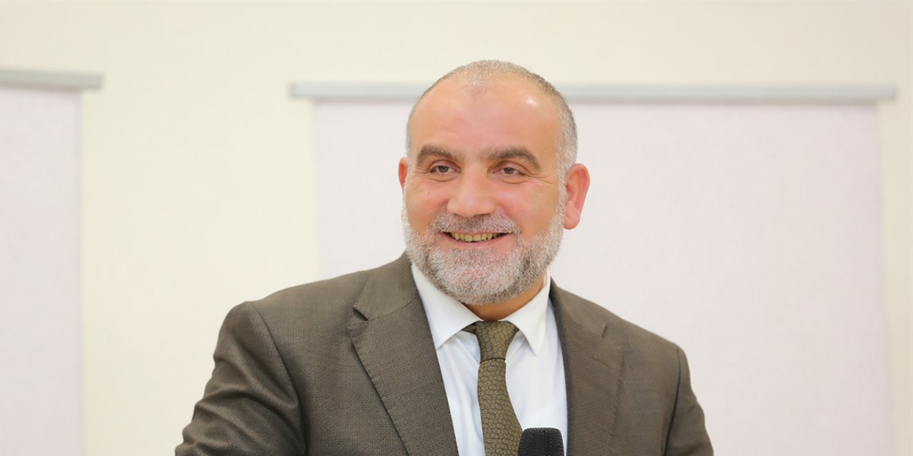Üniversiteyi kazanan öğrencilerimize burs desteği sağlıyoruz