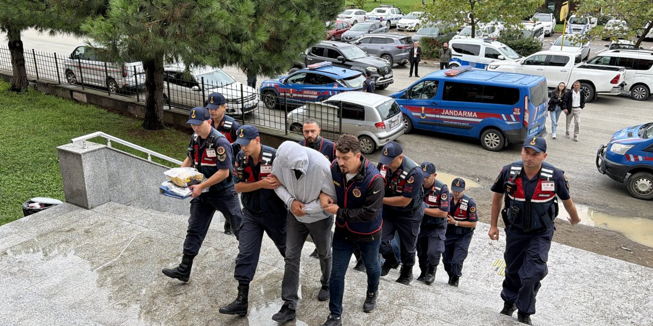 Dolandırıcılık iddiasıyla 4 şüpheli gözaltına alındı