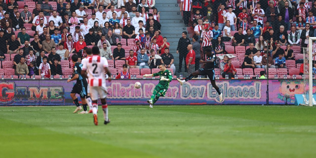 Samsunspor sahasında kayboldu 3-0