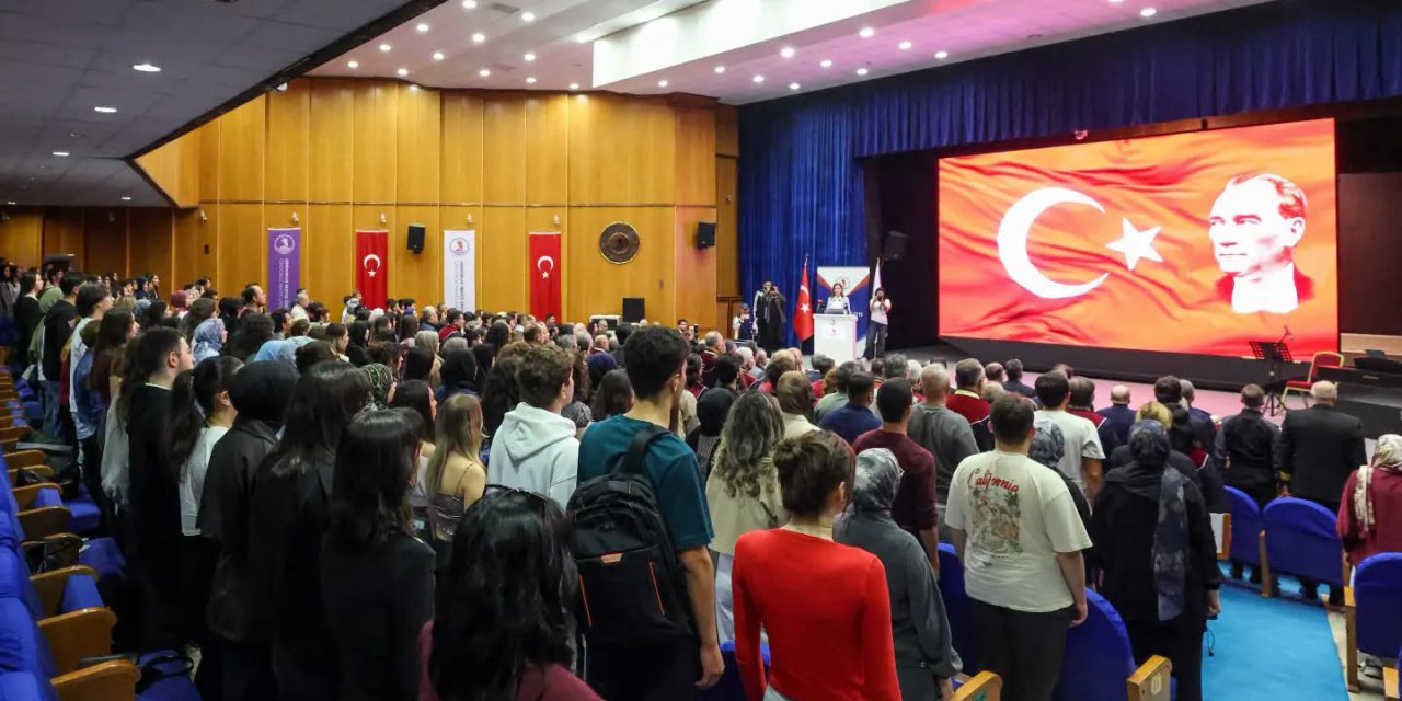 OMÜ Akademik Yılı törenle başladı