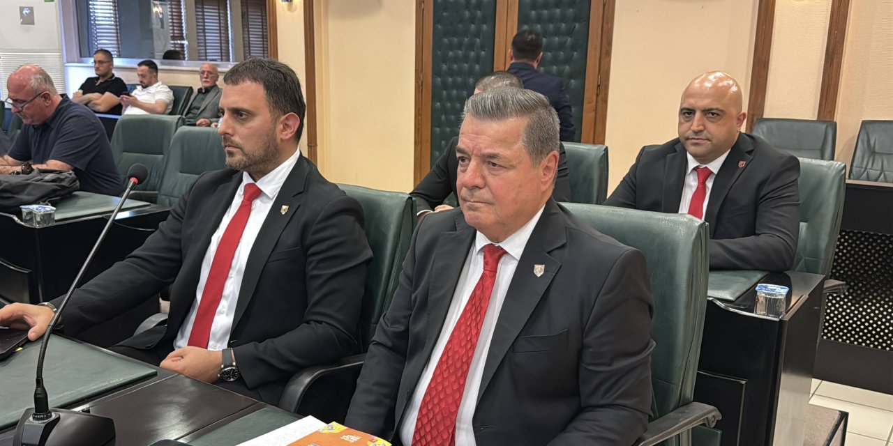 Samsunspor yönetimi meclis toplantısını takip etti