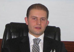 Öğrencilere devlet elini uzattı