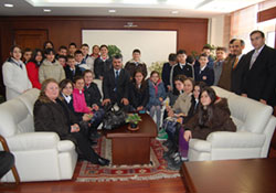 Sevgi'ye, soru yağmuru