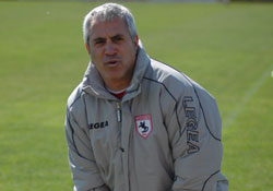 Coşkundere'nin kadro sıkıntısı