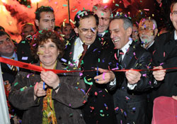 Dikili bir taşları bile yok