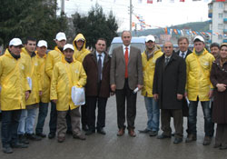 Togar, ev ev gezerek broşür dağıttı