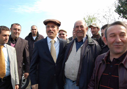 Genç, Bilgi kirliliği yapılıyor