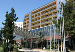 Büyük Otel yine görücüye çıkıyor