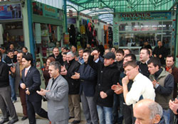 Yabancılar pazarına ziyaret