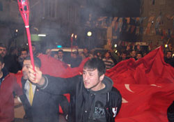 Özyerden gövde gösterisi