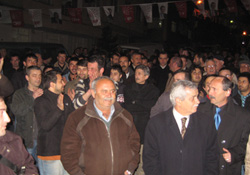 Hastaneyi peşkeş çektiler