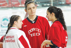 Milli oyuncular bir arada