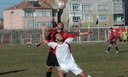 Bafra yarıştan koptu