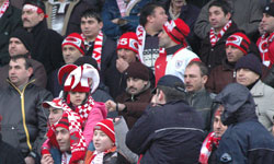 Taraftarlar yalnız bırakmadı