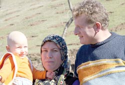 Gözyaşına yardım yağdı