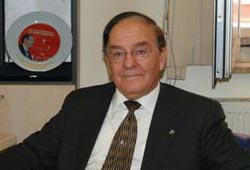 Eleştiride ölçü istedi