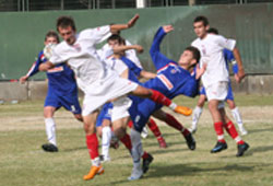 Süperler tempo artırdı