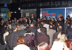 Canik sabaha kadar ayaktaydı