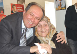 Burma tebrikleri kabul etti