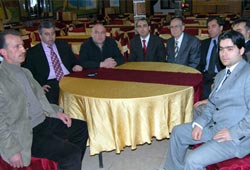 Esnaf "inaç'la devam" dedi