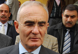 Yılmaz mazbatasını aldı