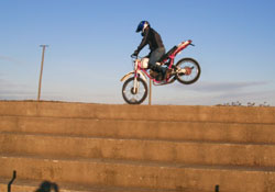 19 Mayıslı gençlerin, çılgın gösterisi