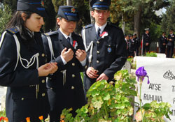 Şehit polisler unutulmadı