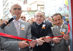 Fakirler yararına kermes açıldı