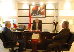 Demirtaş'a ziyaretçi akını