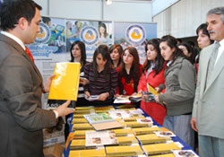 Üniversiteler kendilerini tanıttı