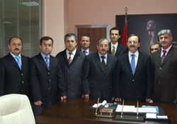 Öğretmenler Şahin'i tebrik etti