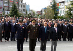 Bafrada coşkuyla kutlandı