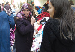 Ucuz elbise izdihamı