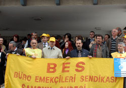 Büro Emekçileri iş bıraktı