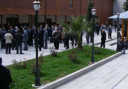 Tarihi camii ibadete açıldı