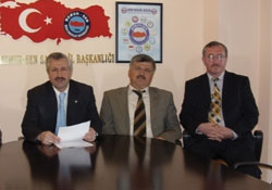 'Türk imalatı demokrasi'