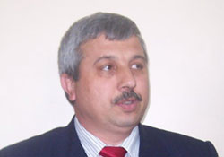 Hükümet denizi geçti, gölde boğuldu